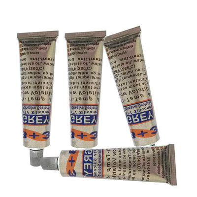 耐候性のある自動車ガラス粘着剤の利点